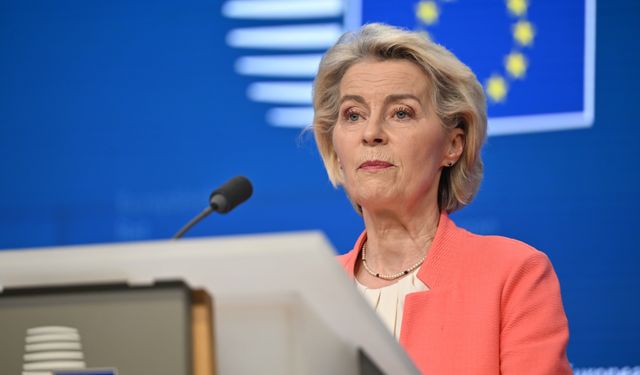 Von der Leyen, İsrail'i Lübnan'ın egemenliğine ve toprak bütünlüğüne saygı göstermeye çağırdı