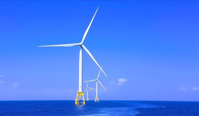 AB'den Fransa'nın 63 milyar avroluk deniz üstü rüzgar enerjisi destek planına onay
