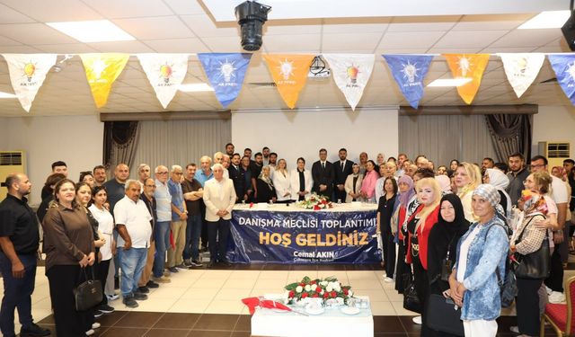AK Parti Çukurova İlçe Danışma Meclisi Toplantısı yapıldı