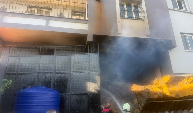 Antakya'da çıkan samanlık yangını söndürüldü