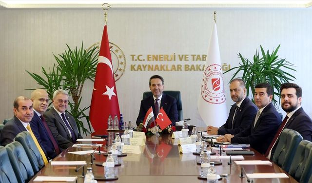 Bakan Bayraktar, Iraklı yetkililerle enerji işbirliği imkanlarını görüştü