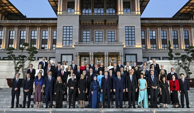 Cumhurbaşkanı Erdoğan ve eşi Emine Erdoğan, devlet ve hükümet başkanları ile eşleri onuruna yemek verdi