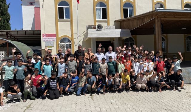 Erdemli Kaymakamı Tetikoğlu, Kur'an kursu öğrencileriyle buluştu