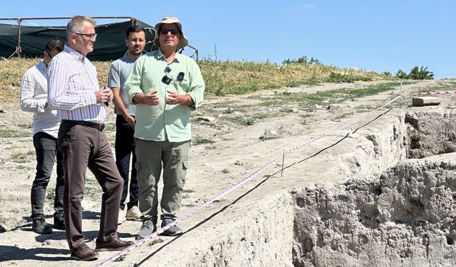 Gökhöyük'te bulunan 5 bin yıllık küp, alanın bilinçli terk edildiğini gösteriyor