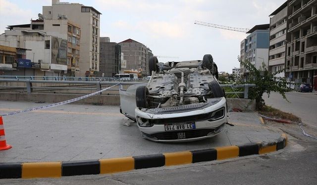 Hatay'da Feci Kaza! Devrilen Otomobilde 2 Kişi Hayatını Kaybetti