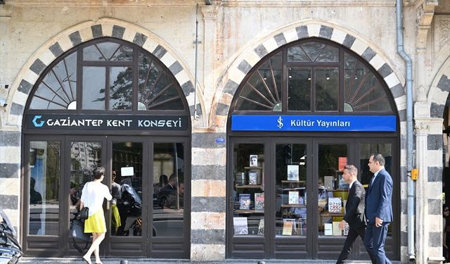 İş Bankası Kültür Yayınlarının 31. kitabevi Gaziantep'te açıldı