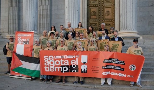 İspanya'da bazı STK'ler ve milletvekilleri İsrail ile silah ticaretinin hemen yasaklanmasını istedi