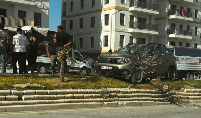 Emek'te Feci Kaza Ucuz Atlatıldı