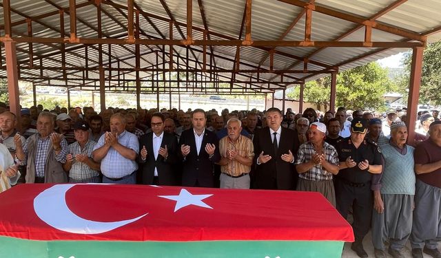 Mersin'de 97 yaşında vefat eden Kore gazisinin cenazesi defnedildi