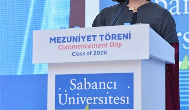 Sabancı Üniversitesi mezunu Ayşe Kıvılcım Coşkun yapay zeka alanındaki başarılarıyla öne çıkıyor