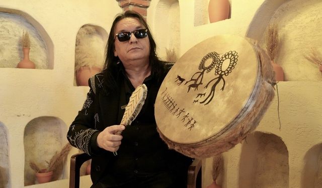 Sanatçı Gökhan Kırdar, müzik yolculuğunu AA'ya anlattı