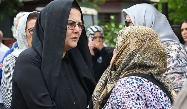 TBMM İnsan Hakları İnceleme Komisyonu Başkanı Derya Yanık'ın dayısının cenazesi defnedildi