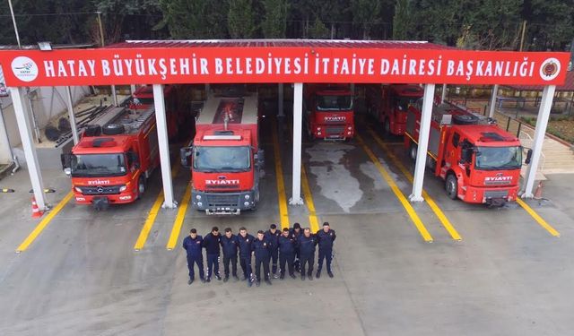 Can Dostları İçin Seferber Oldular! Hatay İtfaiyesinden Örnek Kurtarma Operasyonları