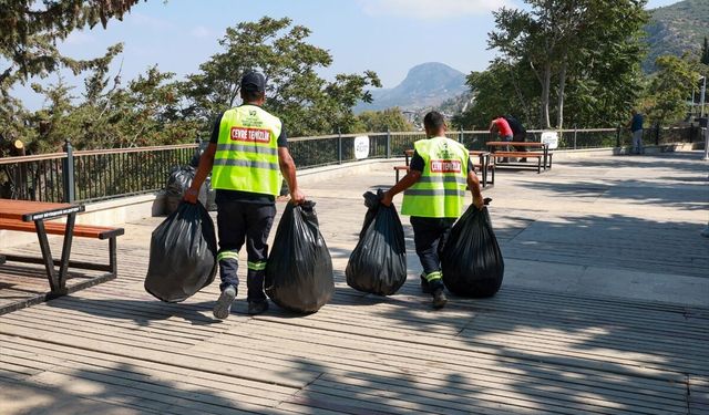 Defne Döver Seyir Terası Daha Temiz Bir Görünüme Kavuştu