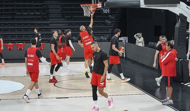 A Milli Erkek Basketbol Takımı, Dünya Kupası Elemeleri'nde yarın Litvanya'yı konuk edecek