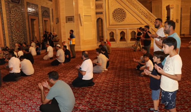Adana, Mersin, Hatay ve Osmaniye'de Mevlit Kandili idrak edildi