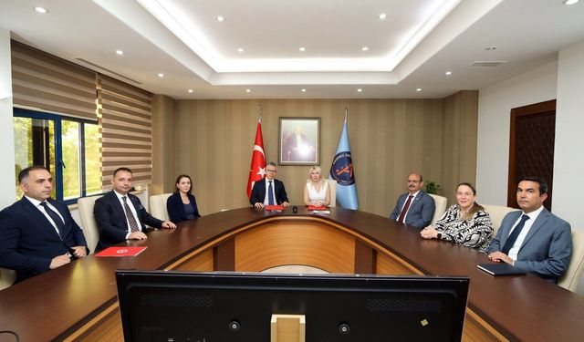 Akdeniz Üniversitesi ve Vergi Denetim Kurulu Başkanlığı arasında eğitim protokolü imzalandı