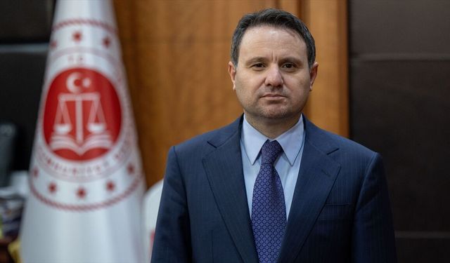 Bakan Gürlek'ten hakim ve cumhuriyet savcıları hakkında esasa ilişkin alınan kararlarla ilgili açıklama