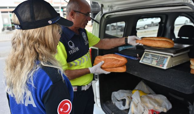 Kadirli ilçesinde zabıta ekipleri fırınları denetledi