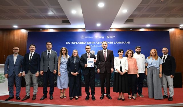 'Kutuplarda Sıfır Atık' kitabı tanıtıldı
