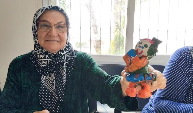 Mersin'in Akdeniz ilçesinde kadınlara yönelik 'Sevgi Sanatı Atölyesi' yapıldı
