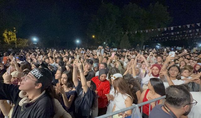 Semicenk, Kahramanmaraş'taki uluslararası fuarda sahne aldı