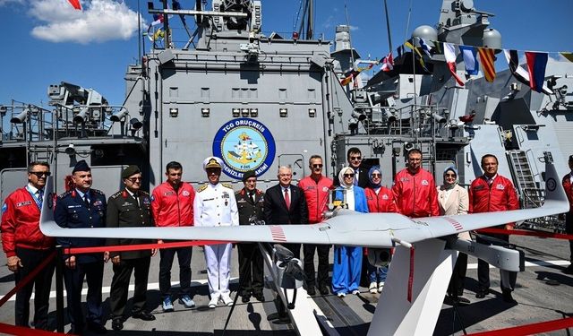 TEKNOFEST Mavi Vatan'da Bayraktar KALKAN DİHA'nın envantere alınmasına yönelik tören düzenlendi
