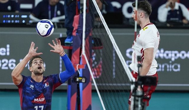 A Milli Erkek Voleybol Takımı, Fransa'ya 3-0 mağlup oldu