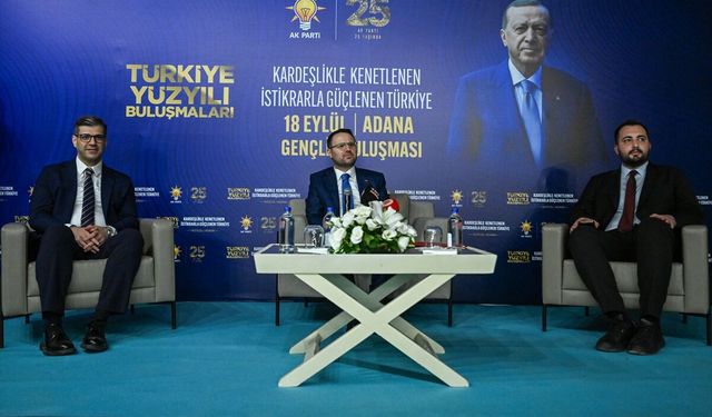 Adalet Bakanı Gürlek, Adana'da gençlerle buluştu: