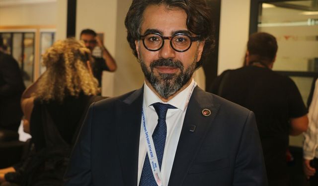 Adana'da 'İlaç Salınımlı Balonlar ve Ötesi' kongresi başladı