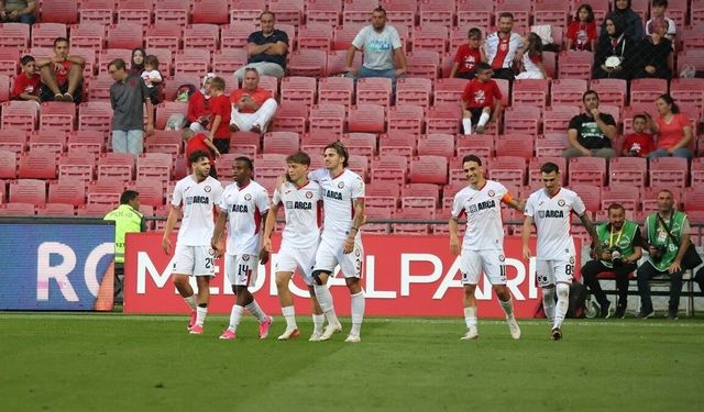 Arca Çorum FK, Samsunspor'u farklı yendi