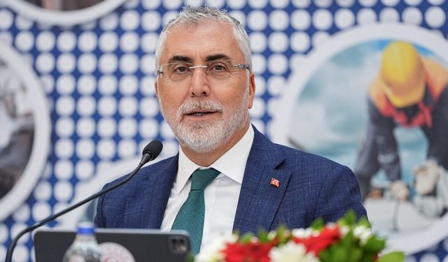 Bakan Işıkhan: İşsizlik oranını 2029 yılında yüzde 7,6 seviyesine indirmeyi hedefliyoruz