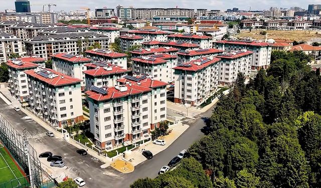Bakan Kurum'dan İstanbul'da kentsel dönüşüm projeleriyle yenilenen konutlara ilişkin paylaşım