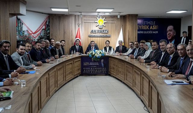 Cumhurbaşkanı Yardımcısı Yılmaz, AK Parti Osmaniye İl Başkanlığı'nda konuştu: (1)