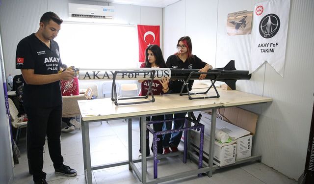 Genç mühendis adayları 'Nefes' ve 'Beren' roketleriyle TEKNOFEST'te derece hedefliyor
