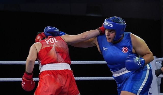 Milli boksör Havvanur Kethüda, Avrupa Şampiyonası'nda nakavtla finale yükseldi