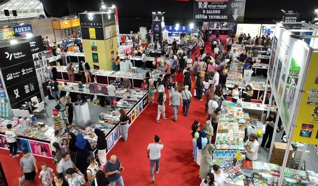 16. Antalya Kitap Fuarı 1 milyon 173 bin 627 ziyaretçiyi ağırladı