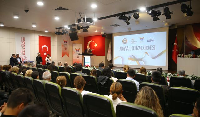 Adana'da '1. Otizm Zirvesi' düzenlendi