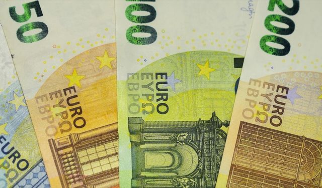 Almanya'nın bütçe açığı ilk yarıda 99 milyar avroya yaklaştı