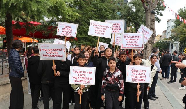 Burdur'da Yaşlılar Günü dolayısıyla yürüyüş düzenlendi