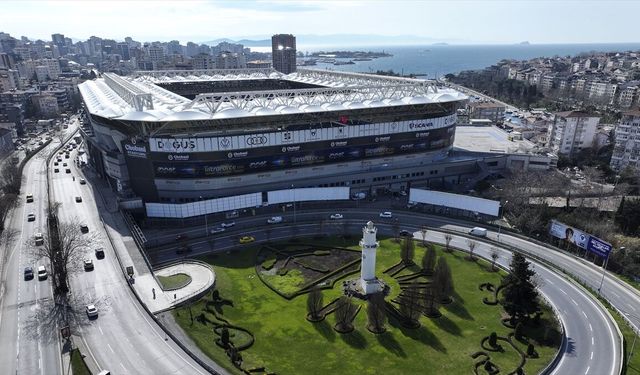 Fenerbahçe Kulübü Yönetim Kurulu Üyesi Özbağı'dan stat projesine ilişkin açıklama