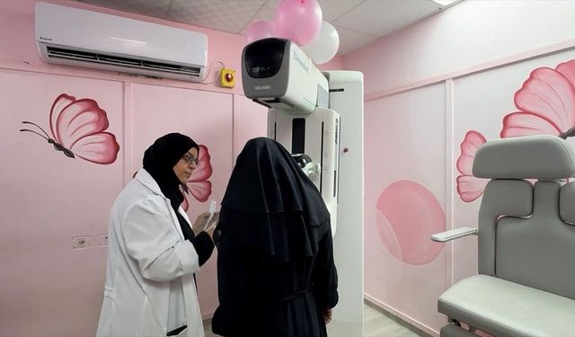 Gazze'de meme kanseriyle mücadele eden kadınlar teşhis ve tedaviye erişmekte zorlanıyor