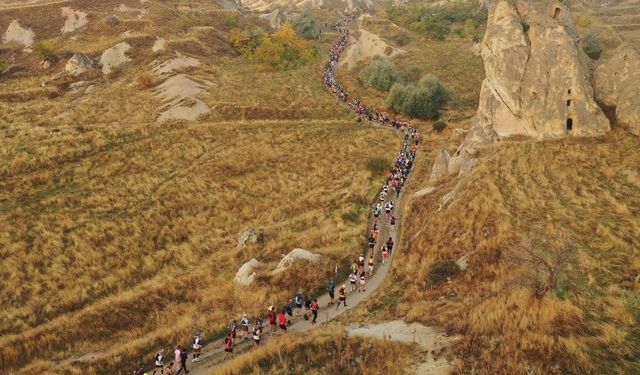 Salomon Kapadokya Ultra Trail Koşusu, 78 ülkeden sporcuların katılımıyla başladı