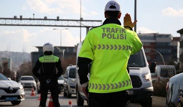 Ceza Yazan Trafik Polisini Bıçaklayan Zanlı Tutuklandı