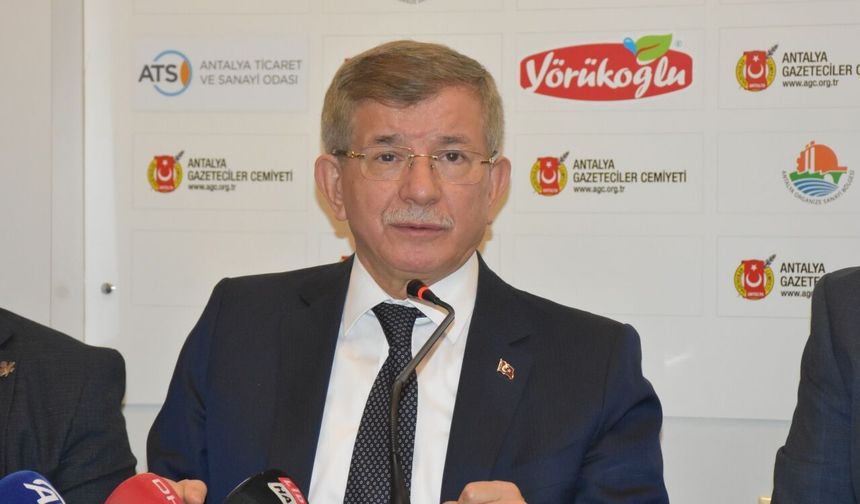 Ahmet Davutoğlu Hakkında Soruşturma Başlatıldı: Gerekçesi Belli Oldu