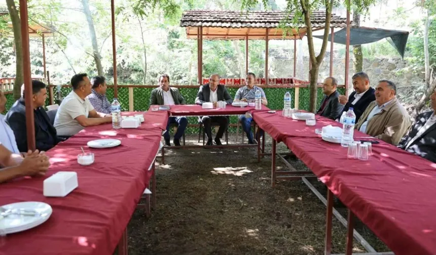 Muhtarlardan Başkan Yapar’a Tam Destek
