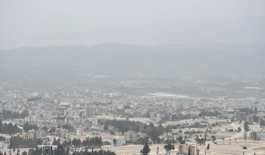 Hatay’ın Korkulu Rüyası Geri Dönüyor: Toz Alarmı Başladı