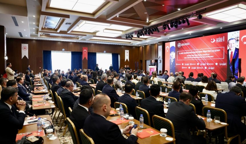 Mersin'de "İl Göç İdaresi Müdürleri Sınır Yönetimi Çalıştayı" başladı