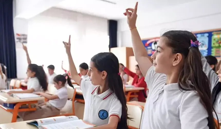 Hatay'da Okullar Ne Zaman Tatile Giriyor?