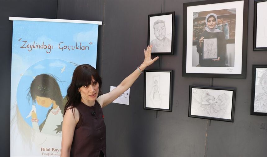 İshak Paşa Sarayı'nda savaş ve göçe zorlanmış çocukları konu alan fotoğraf sergisi açıldı